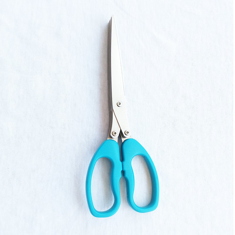 5-blade scissors