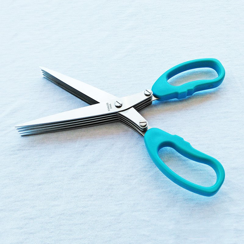5-blade scissors