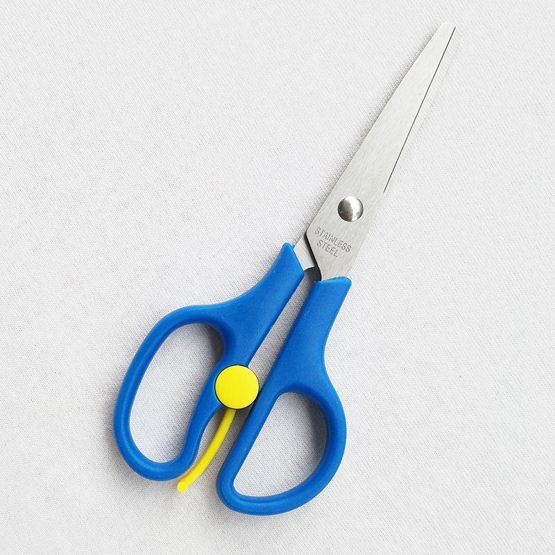 Scissors for paper handicraft