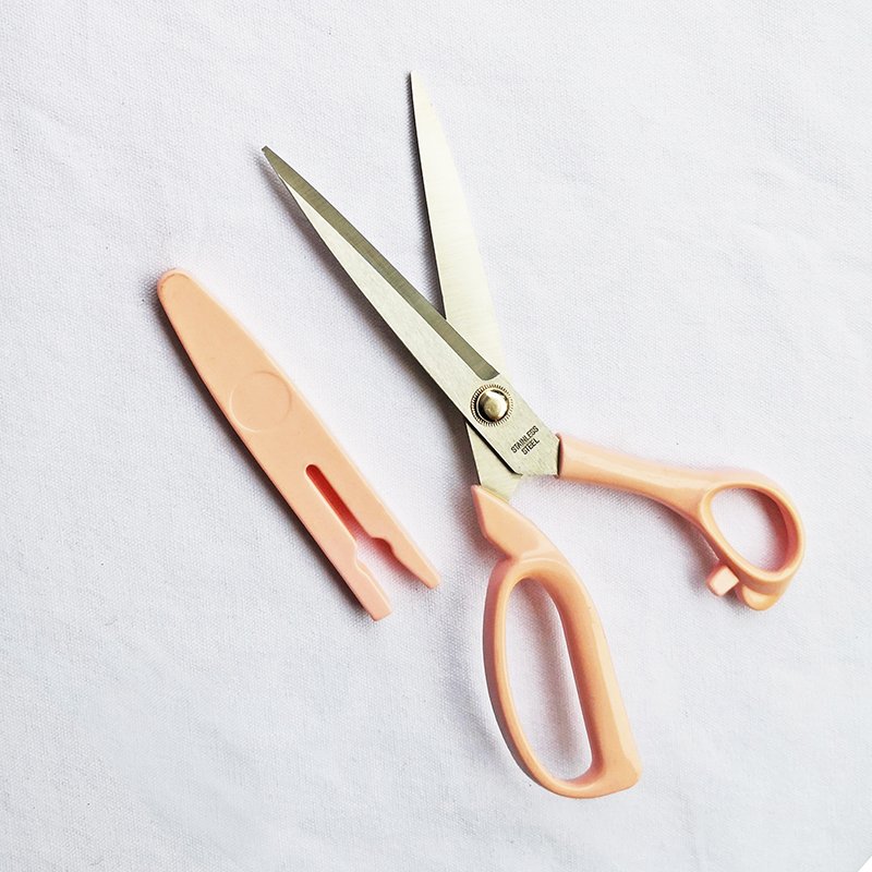 Scissors with Sheath-R708900