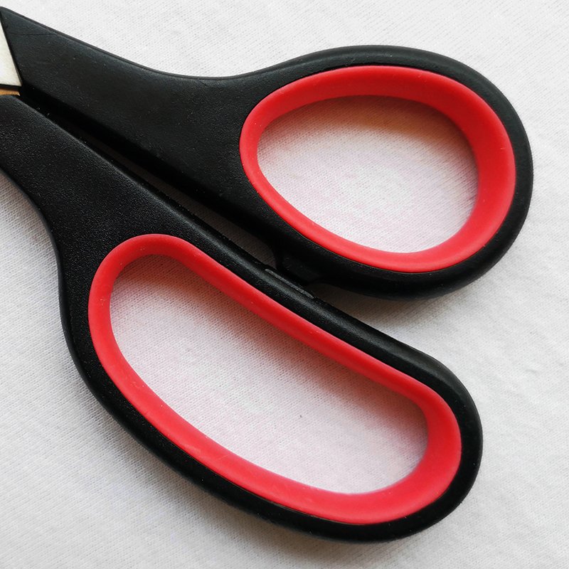 Tpr handle office scissors