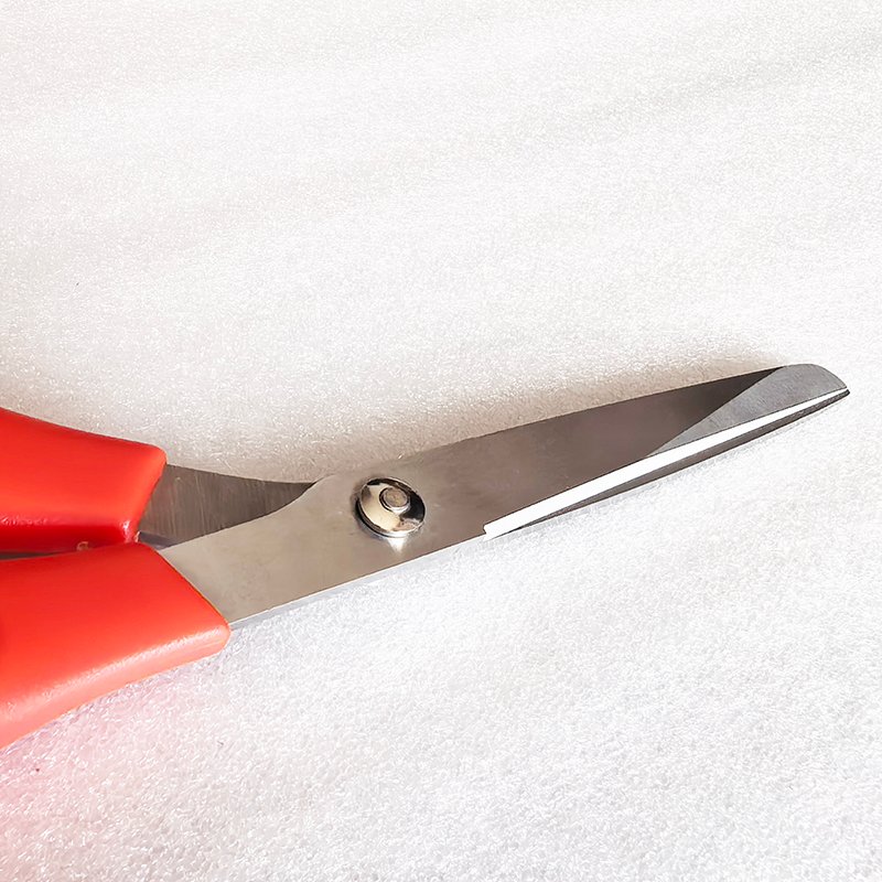 Stainless steel clothing scissors