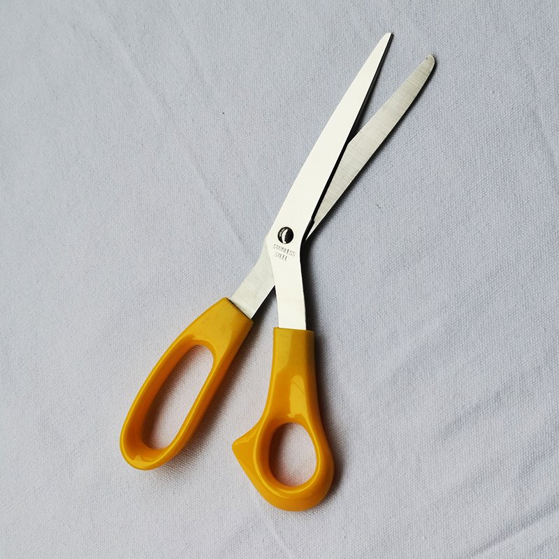 Stainless steel household scissors