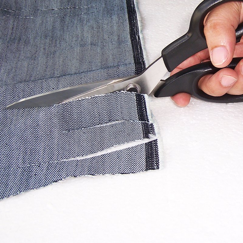 Tailor shears cutting performance test