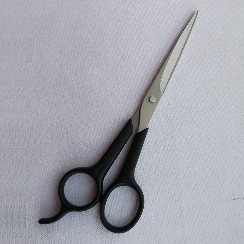 Plastic handle hair scissors