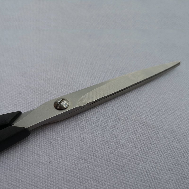 Plastic handle hair scissors